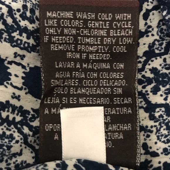 Beautiful Navy and white faux wrap skirt by Knox Rose size L - Picture 6 of 8